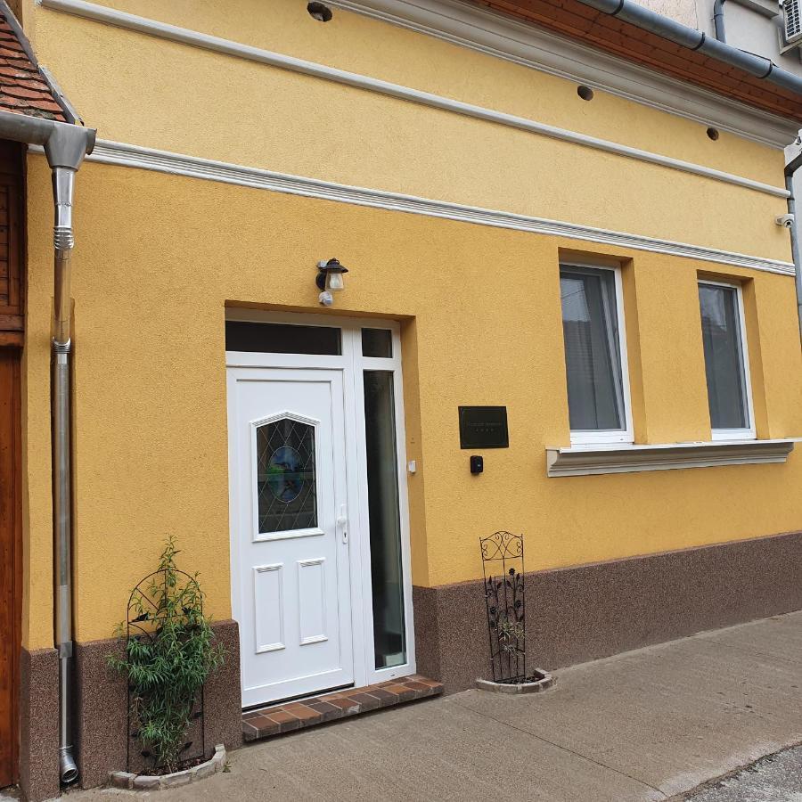 Jegmadar Apartman Debrecín Exteriér fotografie